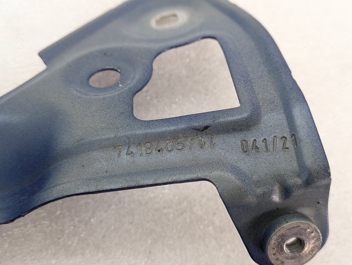 BMW G20 330ix M340ix 330ex Front Left/Driver Side Fender Support Bracket Mount Set Portimao Blue Metallic (C31) 7419403/7419405/7419401