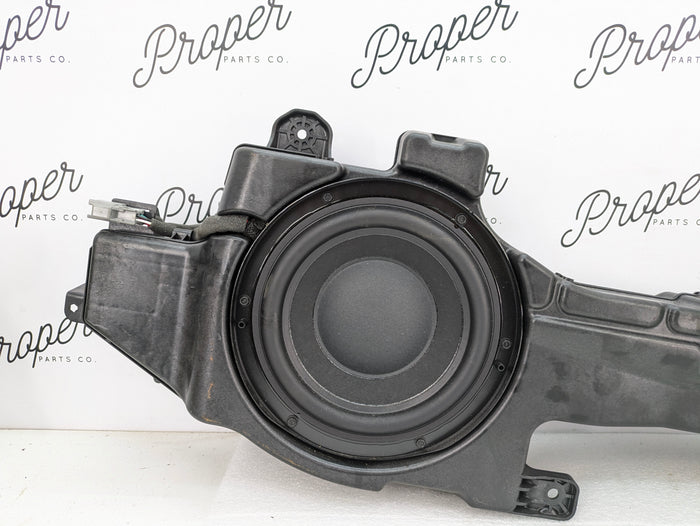 Chevrolet C7 Corvette Stingray Bose Audio Subwoofer Speaker Assembly 23275906