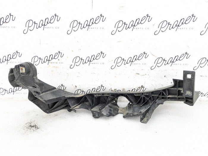 BMW E92 E93 335xi 328xi LCI Left/Driver Side Headlight Mounting Bracket 7227925