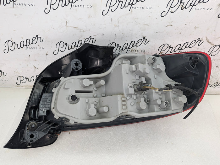 BMW F22 F23 228xi M240xi M235xi 230xi F87 M2 Pre-LCI Left/Driver Side Tail Light Assembly 7295427