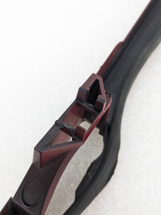 BMW E46 330i 325i 320i Sedan/Wagon Headlight Lower Trim Molding Imola Red Set Left & Right 7030552/7030551 *Damaged*