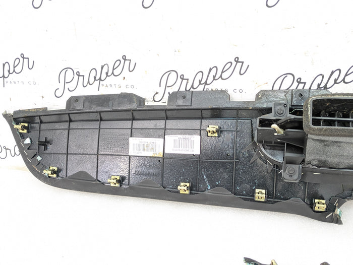 2015 Chevrolet 5th Gen Camaro 2SS Right Dashboard Leather Trim Set Main & Center Vent Air Duct 22880751 *Note*