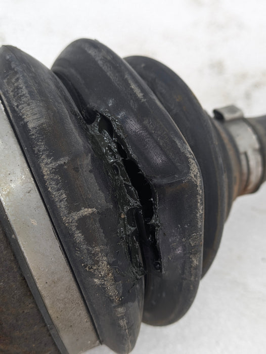 2015-2018 Audi 8U Q3 Right Front CV Axle 5N0407764J *Damaged*