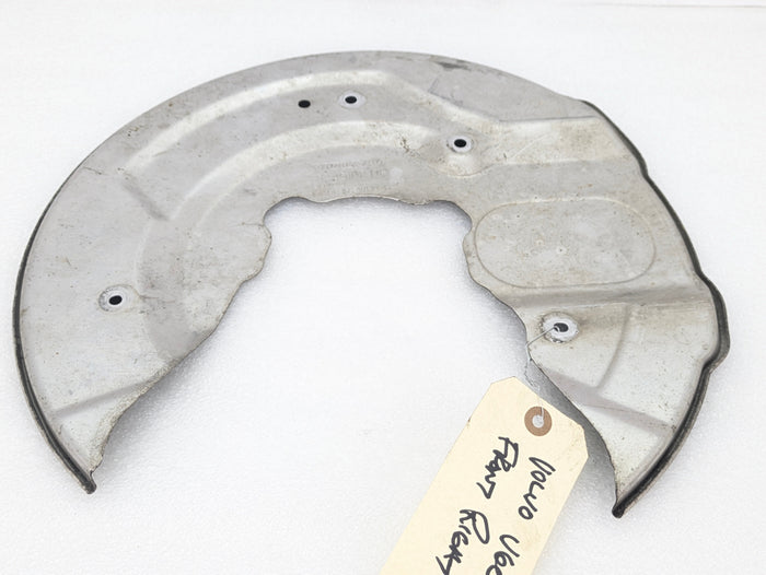 2021 Volvo V60 T6 R-Design Right/Passenger Side Front Spindle/Knuckle/Hub Brake Dust Shield 31445102