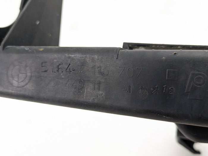 BMW E90 E91 325xi 335xi 330xi 328xi 323i Pre-LCI Left/Driver Side Headlight Mounting Bracket 7116707