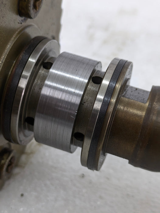 BMW F3X E9X E82 E88 F22 F23 F10 E70 F15 N55 Engine Intake Camshaft & Adjustment Gear 7583207/11317576160