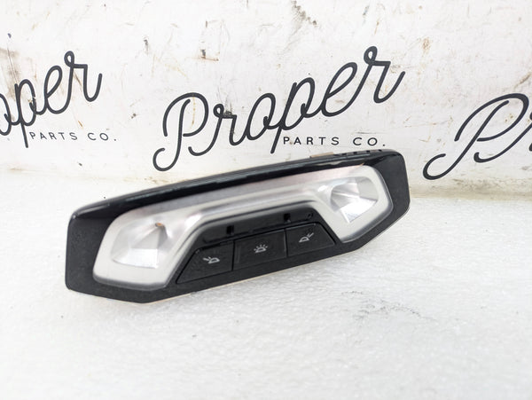 BMW G22 G23 G20 G26 430ix 330ix 330ex Rear Overhead Dome Light Assembly 7910813