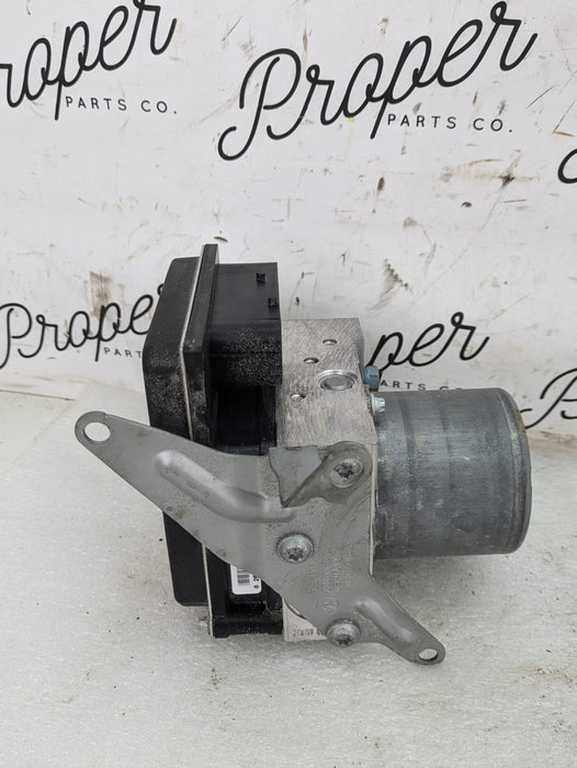 BMW E92 E90 E91 335xi 330xi 328xi 325xi AWD Anti-Lock Brake ABS Pump DSC Hydraulic Module 6780161/6764671