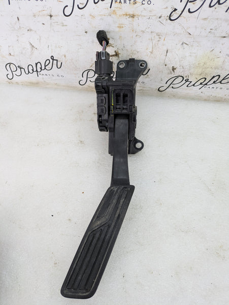 2015 Chevrolet 5th Gen Camaro 2SS Accelerator/Throttle/Gas Pedal & Travel Position Sensor 22741799