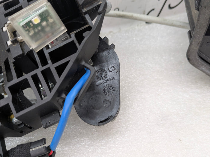 BMW F32 F33 F82 430xi 440xi 435xi 428xi M4 Left/Driver Side Door Lock Actuator & Handle Carrier 7229461