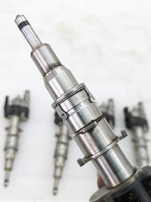 BMW E90 E92 E93 335i 335xi N54 High Pressure Fuel Injectors Index 9 (Set Of 6) 7585261-09 *Damaged*