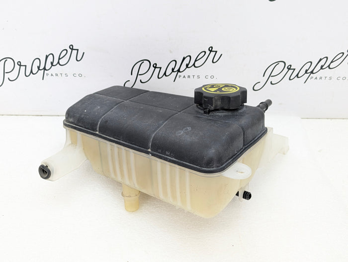 Chevrolet C7 Corvette Stingray Engine Coolant Reservoir Radiator Surge Tank 22786835