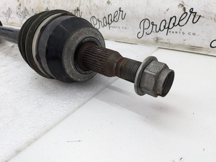 Chevrolet C7 Corvette Stingray Z51 Manual Transmission Rear Left/Driver Side Axle Half Shaft 20977316