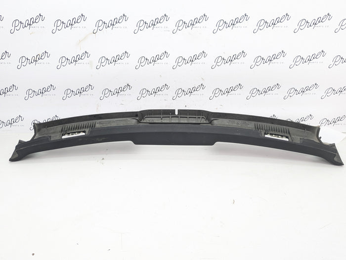BMW E93 335is 335i 328i M3 Convertible Upper Windshield Trim Cover 7129313