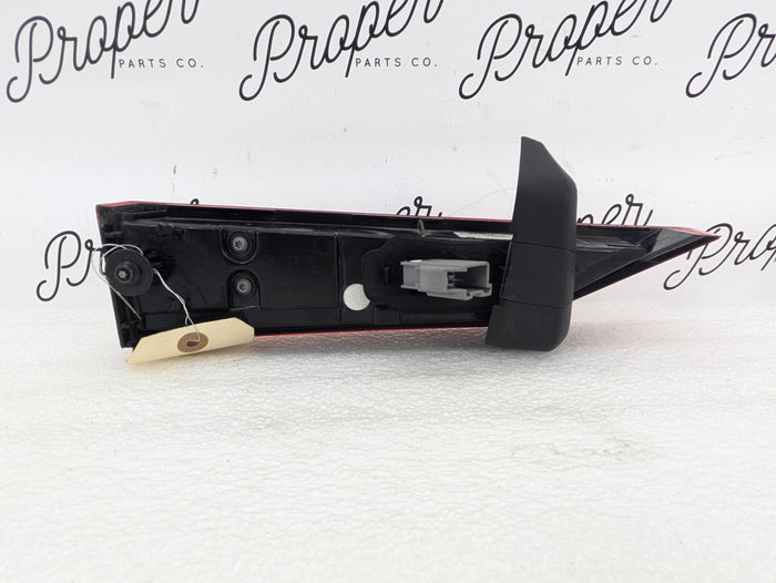 2021 Volvo V60 T6 R-Design Rear Right/Passenger Side Inner Hatch Tail Light 31468187 *DAMAGED*
