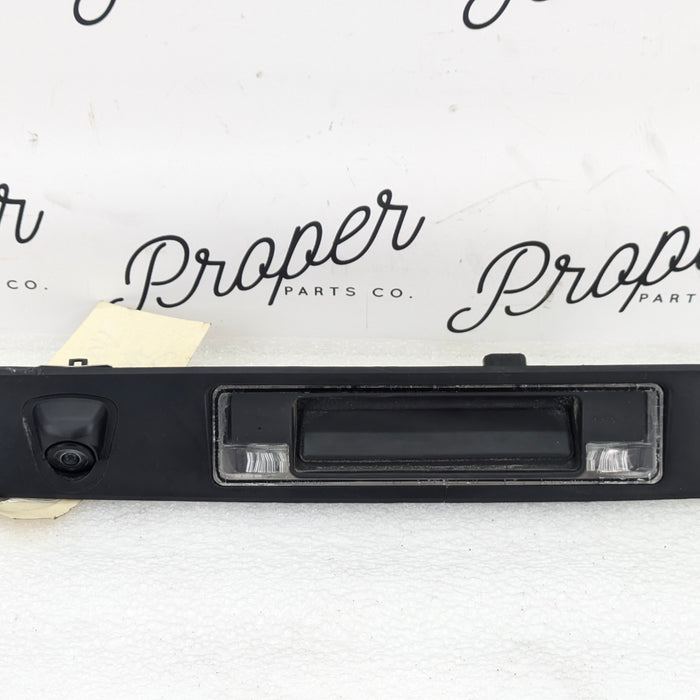 2021 Volvo V60 T6 R-Design Rear Reverse Camera & Hatch Release Handle 32149879 *DAMAGED*
