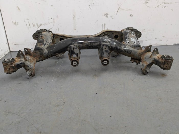 BMW E90 E91 E92 E93 335IS 335xi Rear Axle Cross Member Subframe Carrier 33316783713