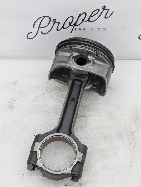 Chevrolet C7 Corvette Stingray Z51 LT1 Gen V Engine Right Side Piston & Connecting Rod #2 12654243 *NOTE*