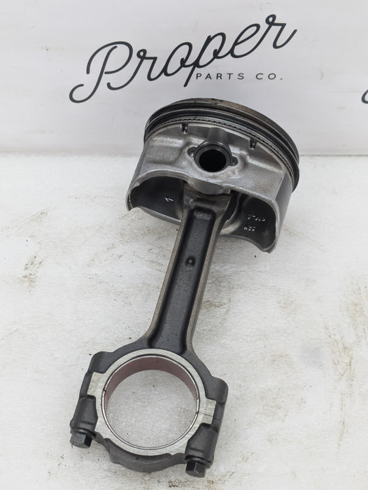 Chevrolet C7 Corvette Stingray Z51 LT1 Gen V Engine Right Side Piston & Connecting Rod #2 12654243 *NOTE*