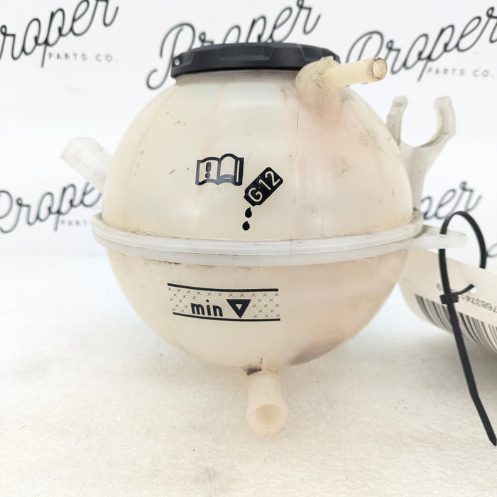 2016-2018 Audi 8U Q3 Coolant Expansion Pack Overflow Tank 1K0121407A