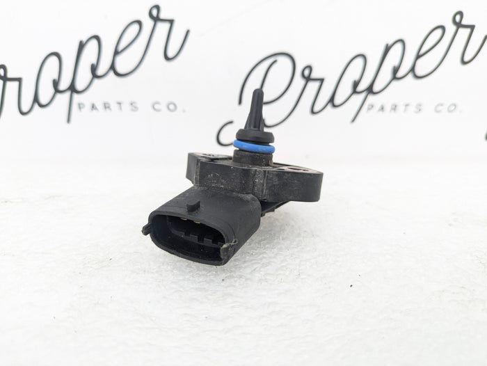 BMW E60 E61 M5/E63 E64 M6 Fuel Pressure Sensor 7834411