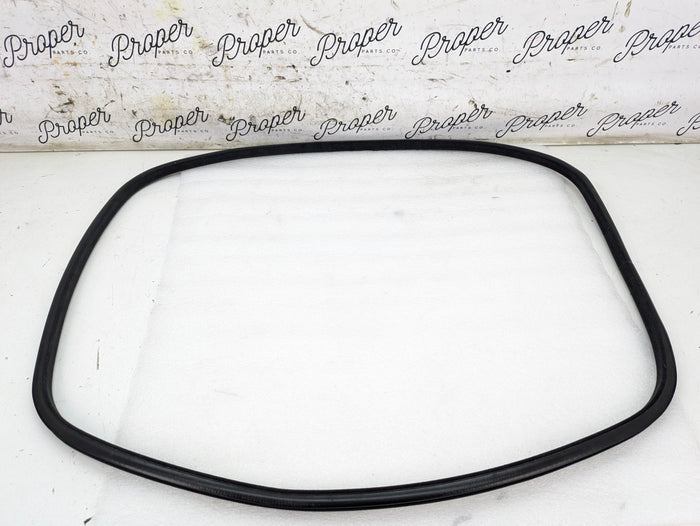 BMW F36 440xi Black/Anthracite Sunroof Rubber Seal Gasket 8036477