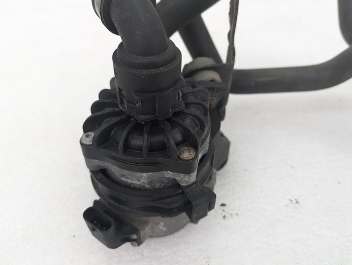 BMW E70 X5 M/E71 X6 M Driver/Left Side Auxiliary Coolant Water Pump 7584088