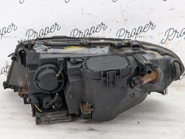 *Note* BMW E46 330ci Xenon Passenger Front Headlight 6920614