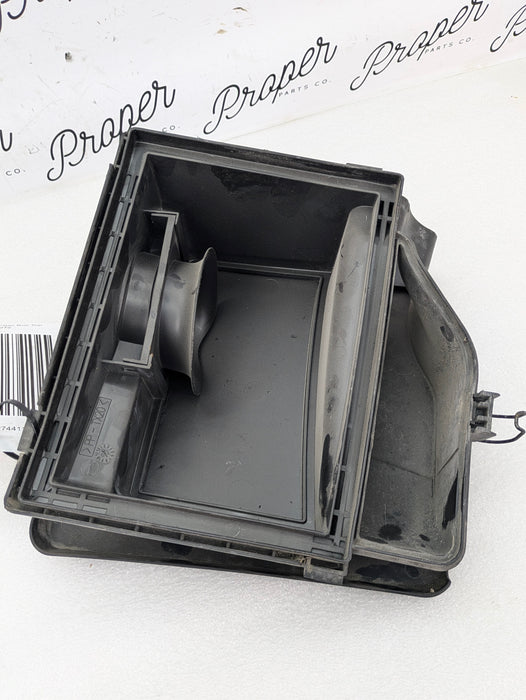 BMW E46 330Ci 330i M54B30 3.0 Intake Muffler Upper Air Filter Box 7601972