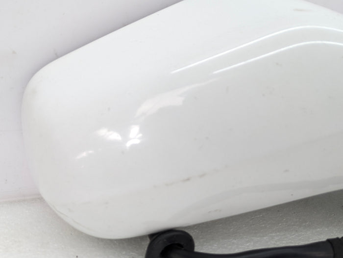 Chevrolet C7 Corvette Stingray Right/Passenger Side View Mirror Assembly Arctic White (G8G) 22939304 *DAMAGED*