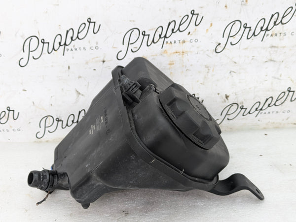 BMW E92 E90 E91 E93 335xi 335i E82 E88 135i N55 Coolant Reservoir Expansion Tank 7640515