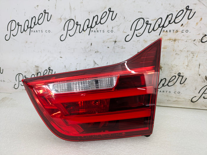 BMW F36 F33 F32 435xi 428i 440i 428i Pre-LCI Right/Passenger Side Inner Tail Light 7296102