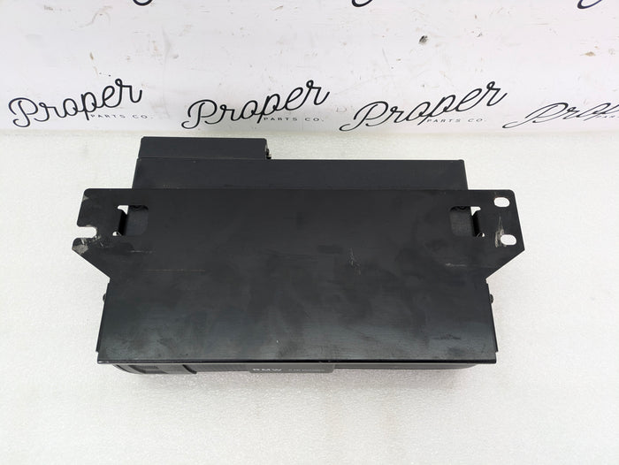 BMW E46 M3 330ci 328ci 325ci 323ci 320i Alpine 6 Disc CD Changer w/o Magazine 1469404