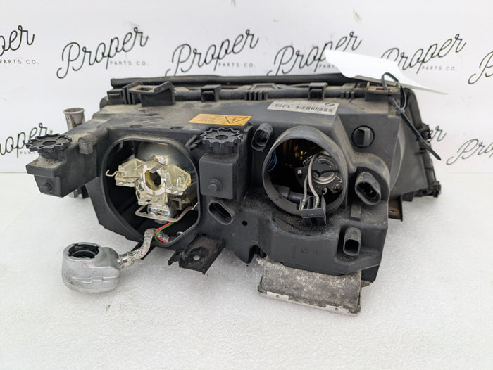BMW E46 330i 325i Sedan Wagon LCI Front Right Bi-Xenon ZKW Headlight 7165833 *For Parts*