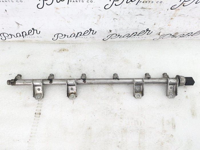 BMW E82 E88 135i N54 Fuel Rail & Sensor 7575480/7537319