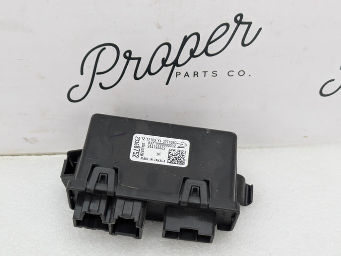 Chevrolet C7 Corvette Stingray Rear Trunk Lid/Hatch/Liftgate Control Module 23368752