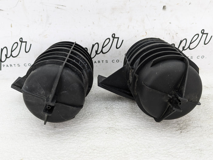 BMW E82 E88 E90 E92 E93 335i 335xi N54 Turbo Vacuum Canister Pair Set 2247620