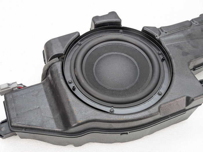 Chevrolet C7 Corvette Stingray Bose Audio Subwoofer Speaker Assembly 23275906