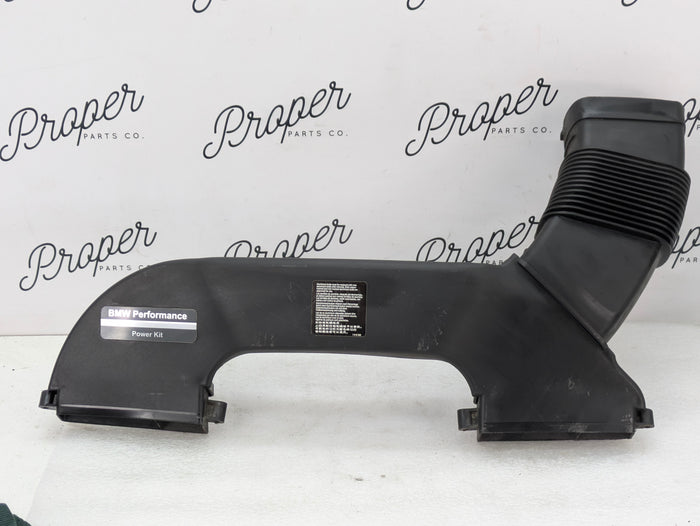 BMW E82 E88 135i N55 Engine Air Intake Duct Snorkel Inlet 7599283