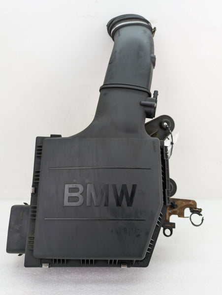 BMW E82 E88 E90 E92 E93 135i 335i 335xi N55 Engine Intake Air Box Filter Housing 7599284