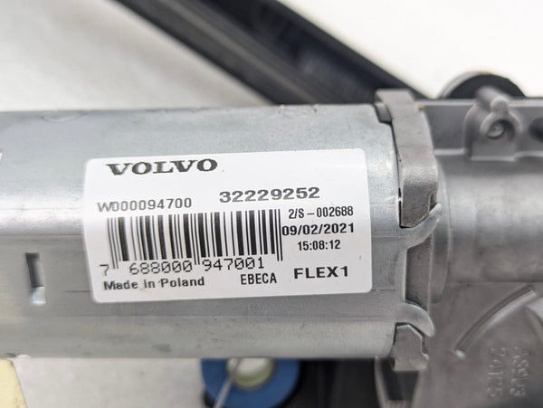 2021 Volvo V60 T6 R-Design Rear Window Windshield Wiper Motor & Arm 32229252