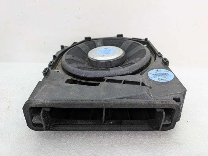 BMW E82 E88 E90 E91 E92 E93 3 Series HiFi Subwoofer Passenger Right 9143144