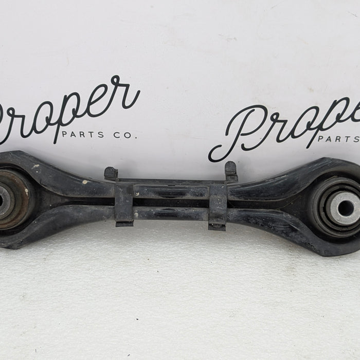 BMW E88 E82 135i 128i Right/Passenger Side Rear Upper Rearward Control Arm 6777980