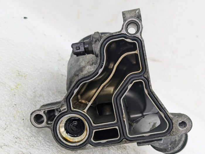 BMW E90 E91 E92 E92 328i 335i N52 N54 N55 Engine Oil Filter Housing 7533067