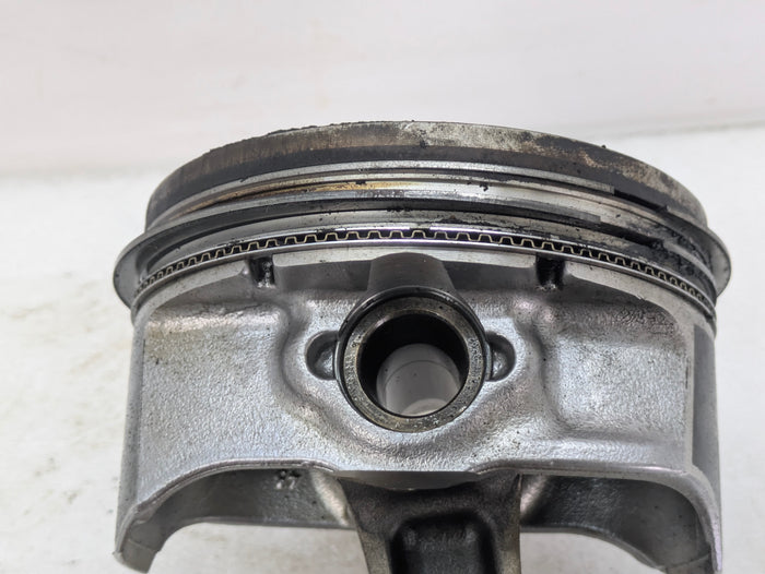 Chevrolet C7 Corvette Stingray Z51 LT1 Gen V Engine Right Side Piston & Connecting Rod #2 12654243 *NOTE*