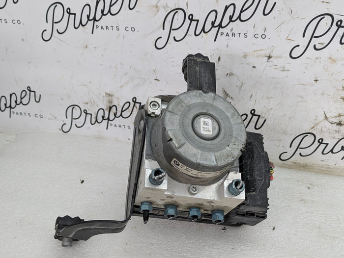 BMW F30 F31 F32 F33 F34 F36 3 & 4 Series Anti-Lock Brake System/ABS Pump/DSC Module 6881173/6881172