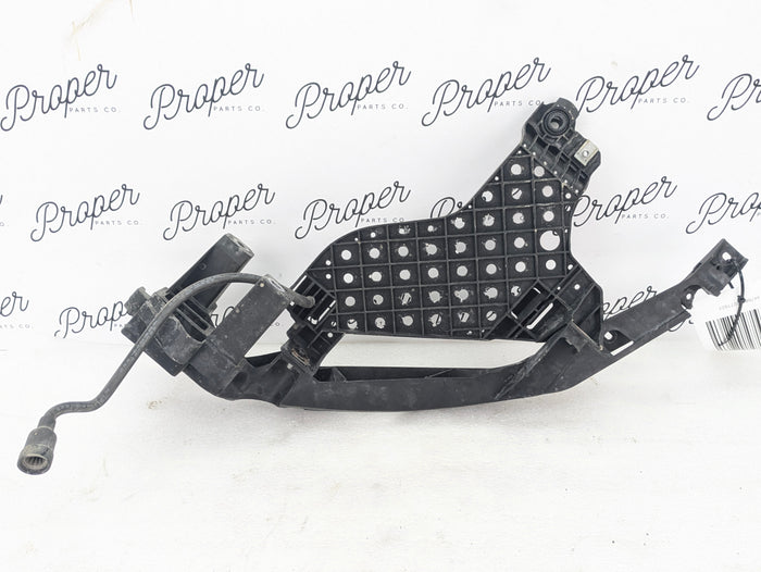 2018 Audi 8U Q3 Right Headlight Bracket Support Arm 8U0805608