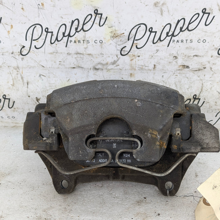 2021 Volvo V60 T6 R-Design Front Left/Driver Side Brake Caliper 31471663