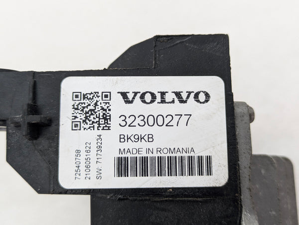 2021 Volvo V60 T6 R-Design BCSM Battery Control System Module 32300277