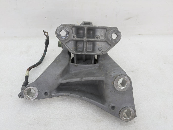 2012-2015 Honda FG4/FB6 Civic Si K24 Manual Transmission Top Mounting Bracket 50850-TR7-A01